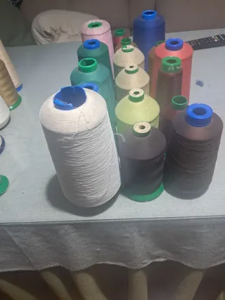 Lote Hilos Espuma Remallar