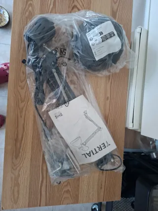 Lámpara flexo de escritorio negra