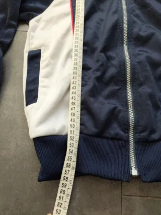 Chaqueta Kappa azul y blanca