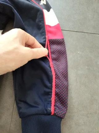 Chaqueta Kappa azul y blanca