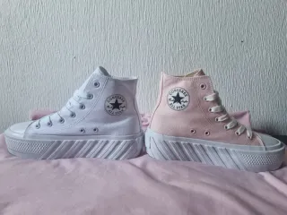 Converse Botas y Zapatillas (Negro, Rosa, Blanco)
