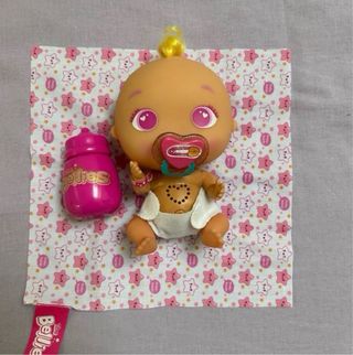 Muñeca Bellies con accesorios
