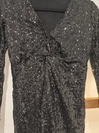Vestido negro lentejuelas