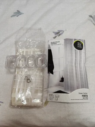 Tenda da bagno trasparente con design a quadri