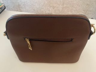 Bolso bandolera polipiel marrón