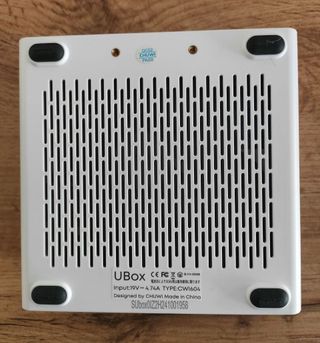 Chuwi UBox Mini PC Ryzen 5 6600H 16GB 512GB SSD