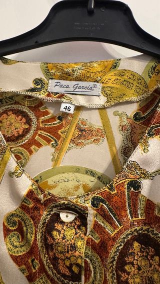 Camisa vintage mujer beige y dorada