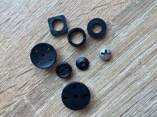 Pinganillo con cámara botón y accesorios nuevo