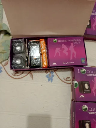 Lote 10 móviles Sony Ericsson Music Sessions Vol.