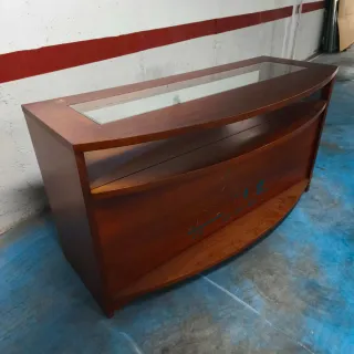 Mostrador moderno madera mazciza de diseño entrada