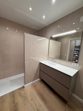Casas modulares hibridas de acero y hormigón