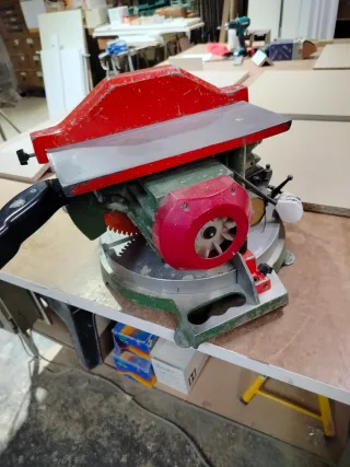 Ingletadora Legna y Compresor Pintuc