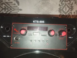 Altavoz Bluetooth KTS-895 con Mando