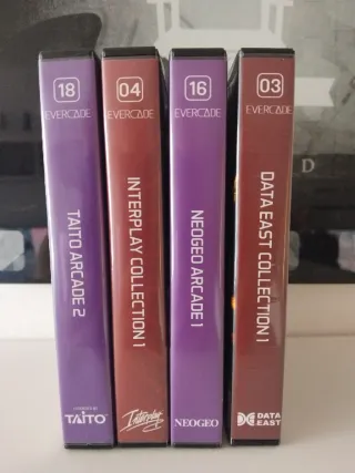 PACK ELITE: EVERCADE VS-R + 4 JOYAS RETRO