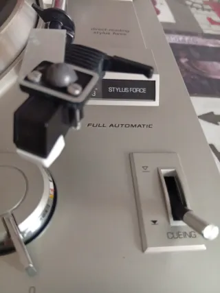 Tocadiscos Philips F7113 Plata