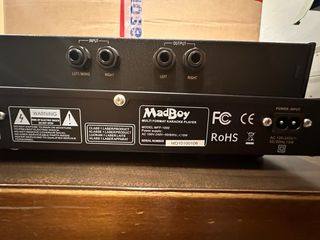 Rack efectos Alesis MicroVerb 4 + reproductor