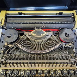 Máquina de Escrever Rover 3000 IMC Spa