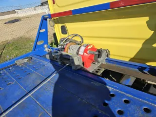 Grua portacoches iveco daily