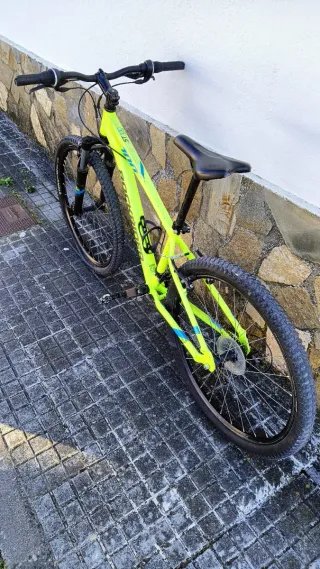 Bicicleta Rockrider 100