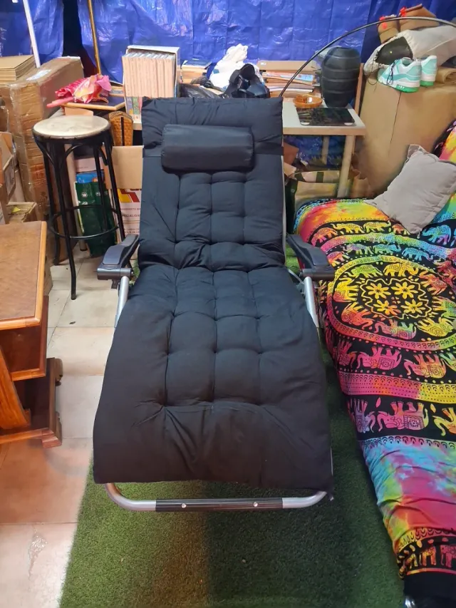 Tumbona plegable negra