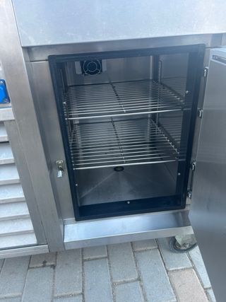 Puesto de acero inoxidable