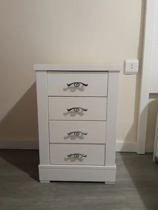 Muebles de dormitorio y salón