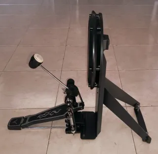 Bombo + pedal para batería Millenium