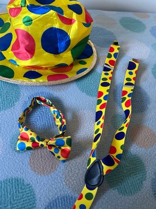 Accesorios Payaso: Sombrero, Pajarita y Tirantes