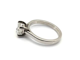 sortija oro 18k con piedra con diamante