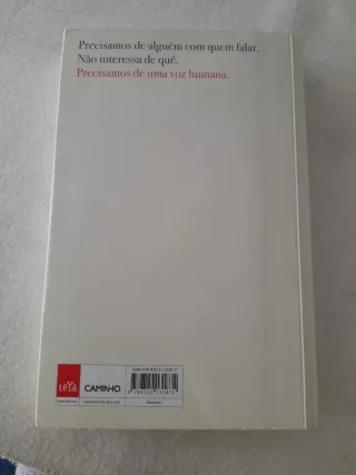 Um cão no meio do caminho