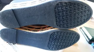 Sandalias Tommy Hilfiger Cuña Azul y Rojo