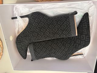 Botines Guess Negros Talla 38