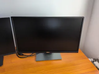 2 Monitores Dell 24 Widescreen