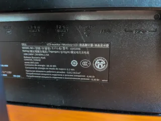 2 Monitores Dell 24 Widescreen