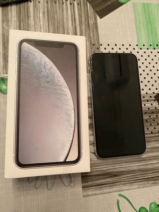 iPhone XR Plata