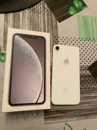iPhone XR Plata