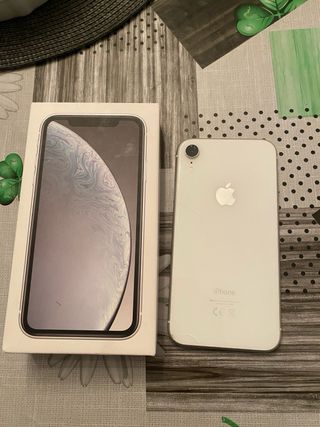 iPhone XR Plata
