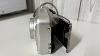 Cámara Analógica Minolta 125 Riva Zoom