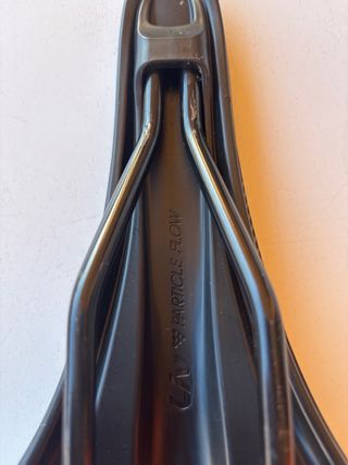 Sillín de bicicleta Liv Contact foward especial