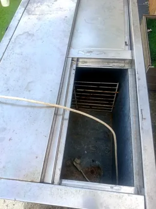 Nevera/Botellero Amarillo (No enfría)