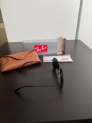 Gafas de Sol Ray-Ban Aviator Negras y Doradas