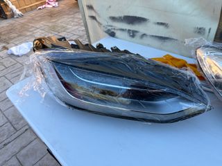 Pareja Faro Tesla Modelo X ECE L HD