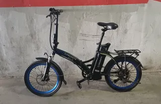 Bicicleta Eléctrica Negra