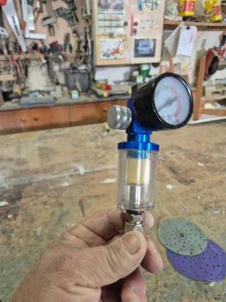 Regulador de aire y filtro de agua