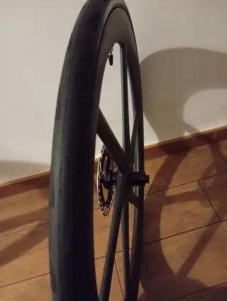 Rueda bike ahead biturbo aero disc center Lock28mm