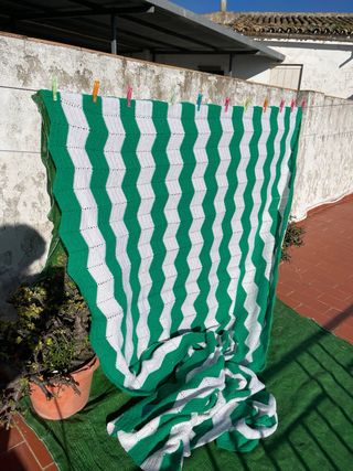 Manta de ganchillo patchwork hecha a mano