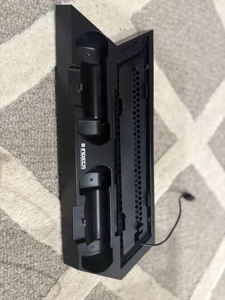 Soporte Vertical PS4 NOGA