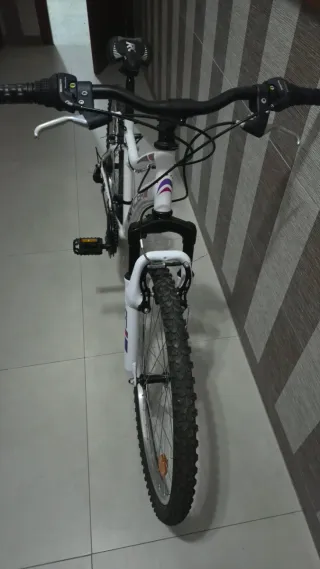 Bicicleta MTB Racer Blanca