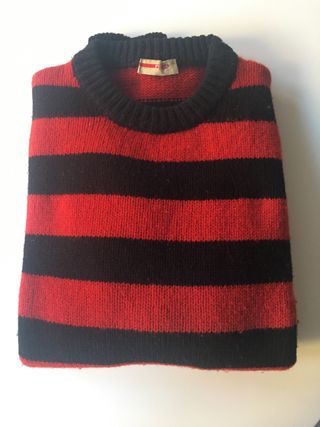 Jersey Prada Rayas Rojas y Negras