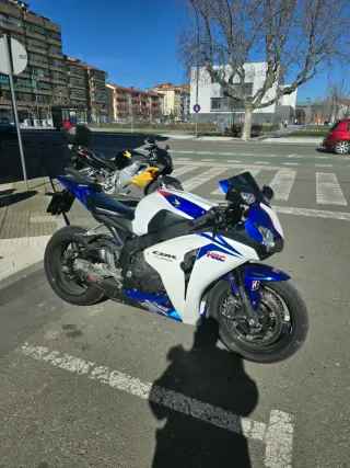 Honda CBR 1000 RR 2010 - 45.000 km